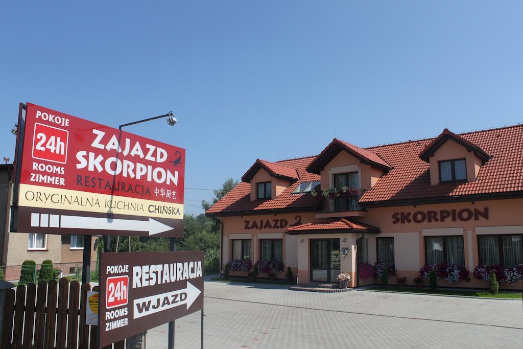Zajazd Skorpion B&B Освиенцим Екстериор снимка